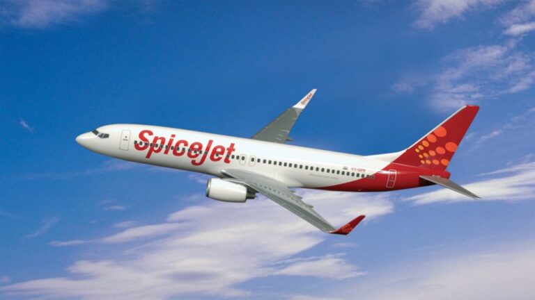 News Live: All passengers successfully disembarked at Delhi airport after SpiceJet received a bomb threat.